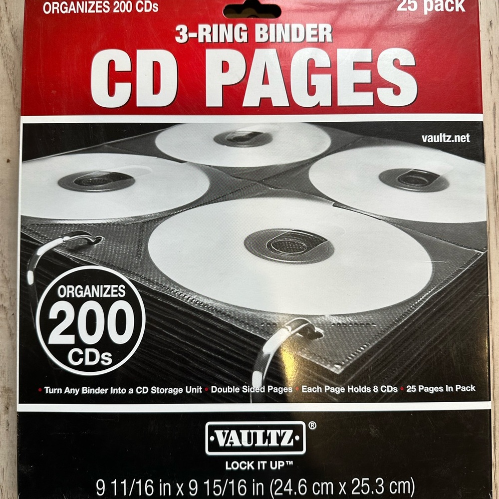 Vaulz 3 Ring Binder CD pages. 25 packs. New. Hold 200 CD’s.